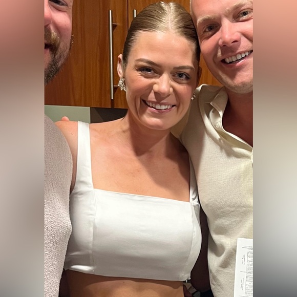 Abercrombie & Fitch Tops - Abercrombie & Fitch White Crop Top